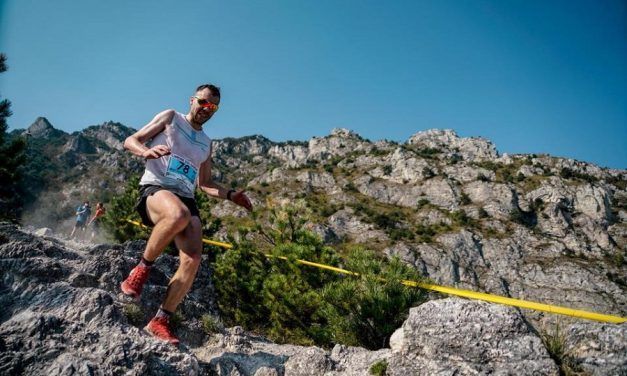 Stian Angermund-Vik vuela para ganar el  Maratón del Meridiano