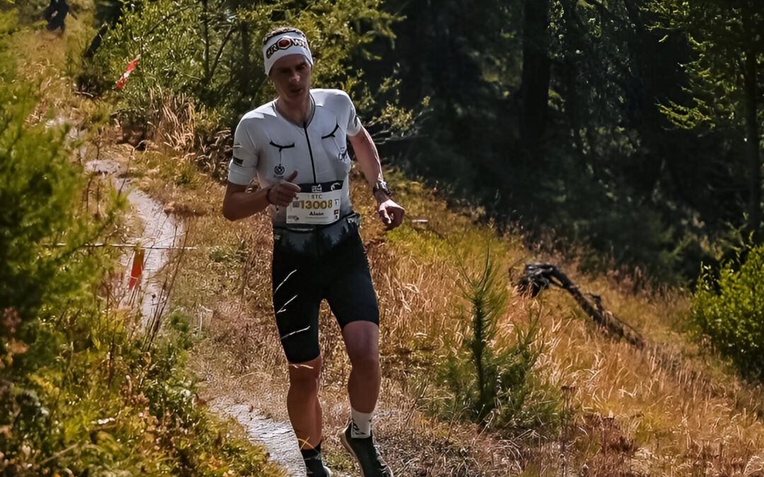 Alain Santamaría reina en la ETC del UTMB y España brilla con Fuentes y Irigoyen