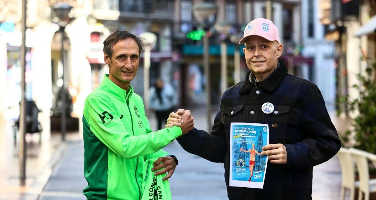 Nicolás de las Heras lleva el ultrafondo hasta Fisterra con un récord solidario en O Camiño dos Faros